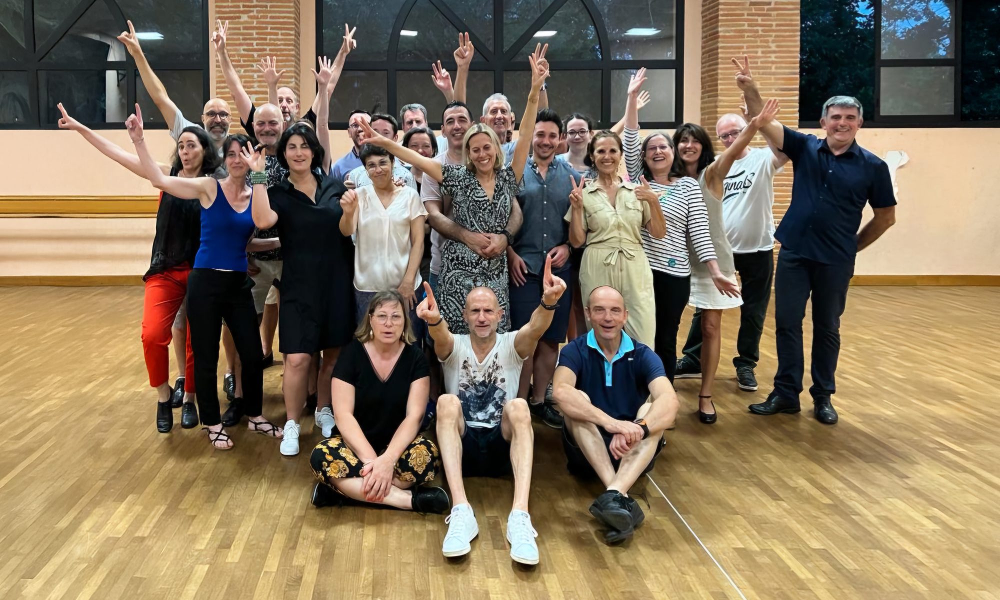 club de danse danser a castanet groupe de danseur