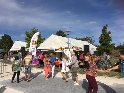forum-des-associations-2019-danser-a-castanet-3